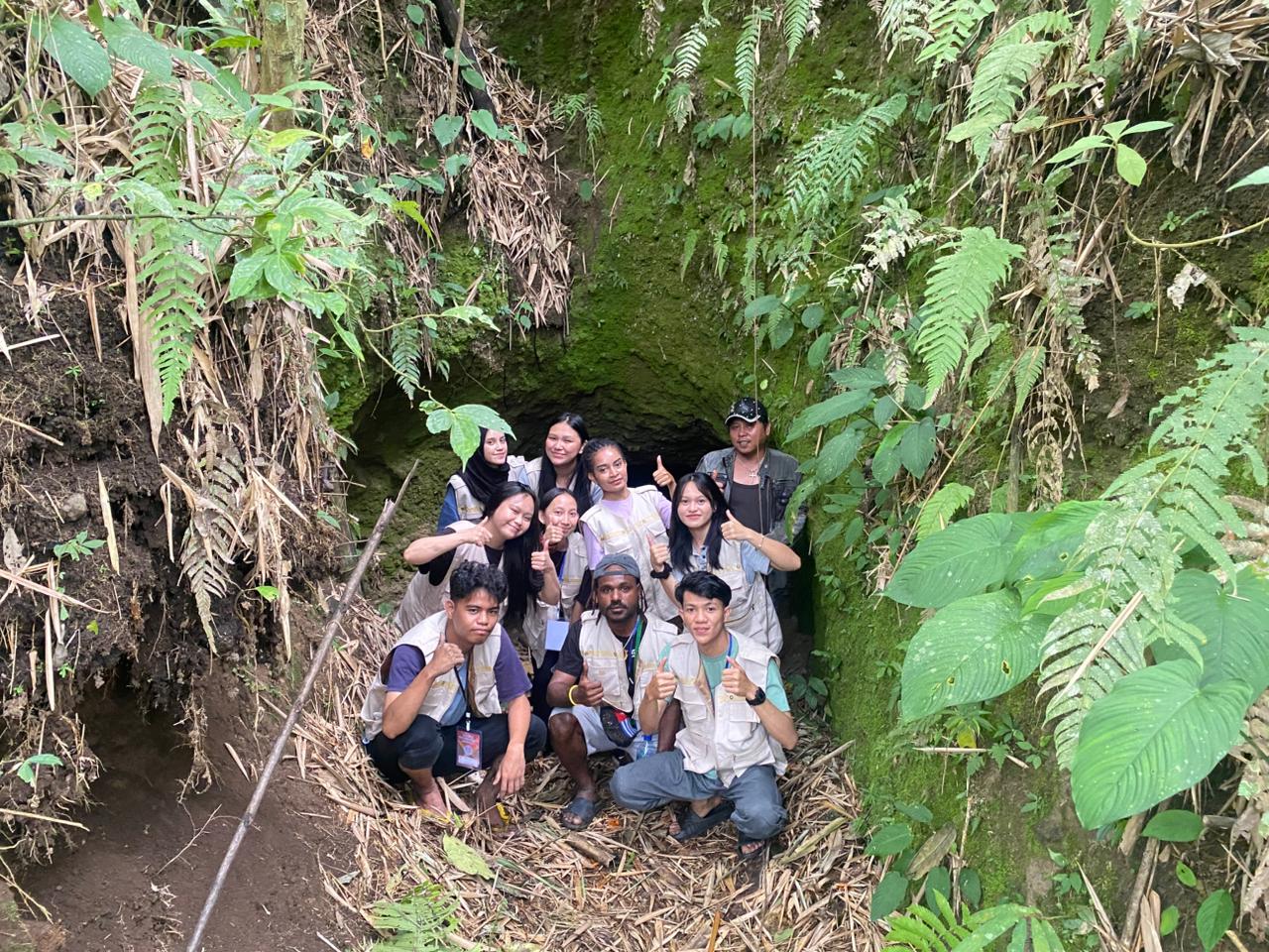 EKSPLORASI GOA JEPANG BERSEJARAH